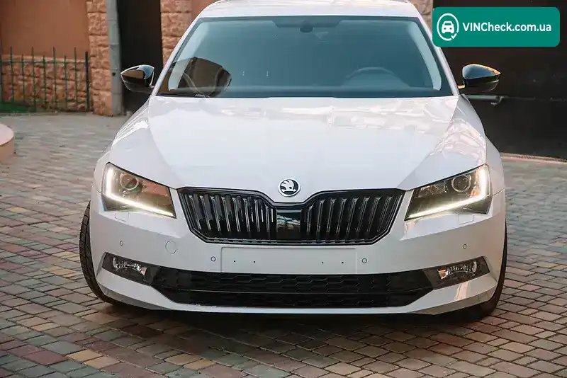 Skoda Superb 2018, фото з оголошення 2 з 20, VIN TMBAL8NPXJB300327