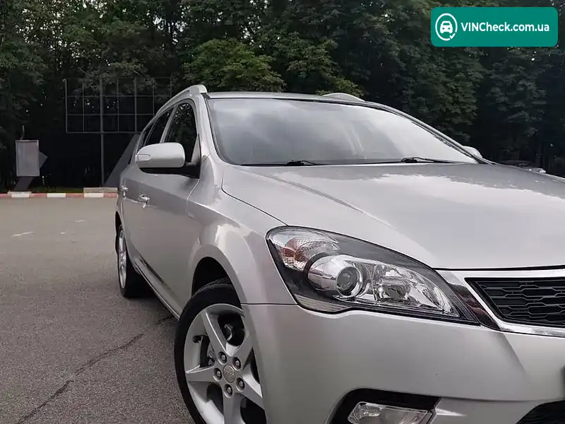 Kia Ceed 2009, фото з оголошення 2 з 15, VIN U5YHC816AAL130497
