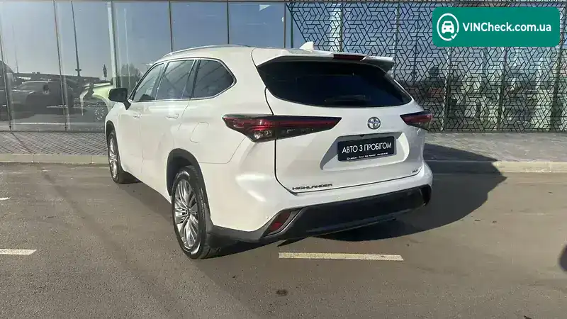 Toyota Highlander 2022, фото з оголошення 2 з 21, VIN 5TDLZ3BH70S191033