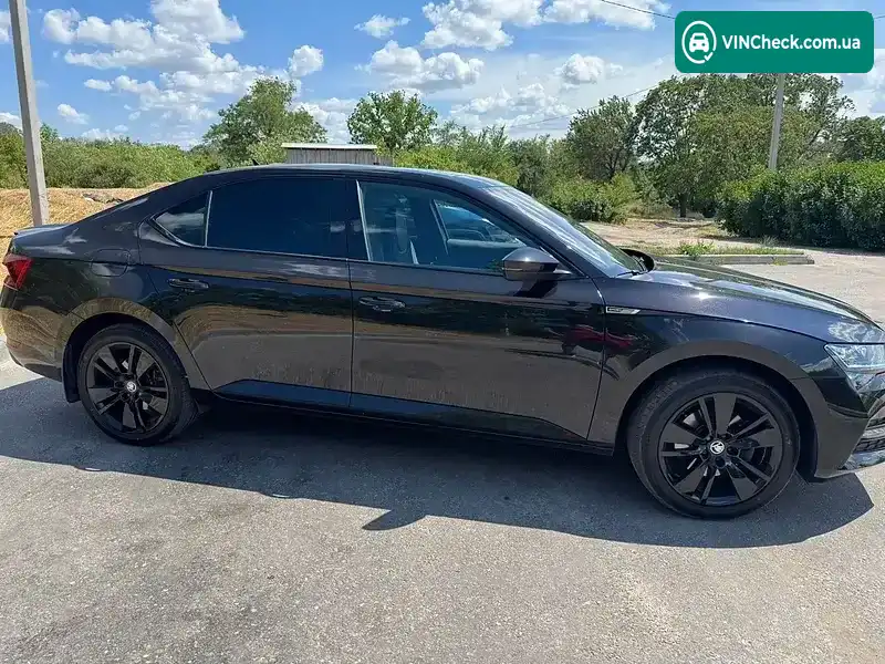Skoda Superb 2021, фото з оголошення 1 з 20, VIN TMBCR8NP0MB300154