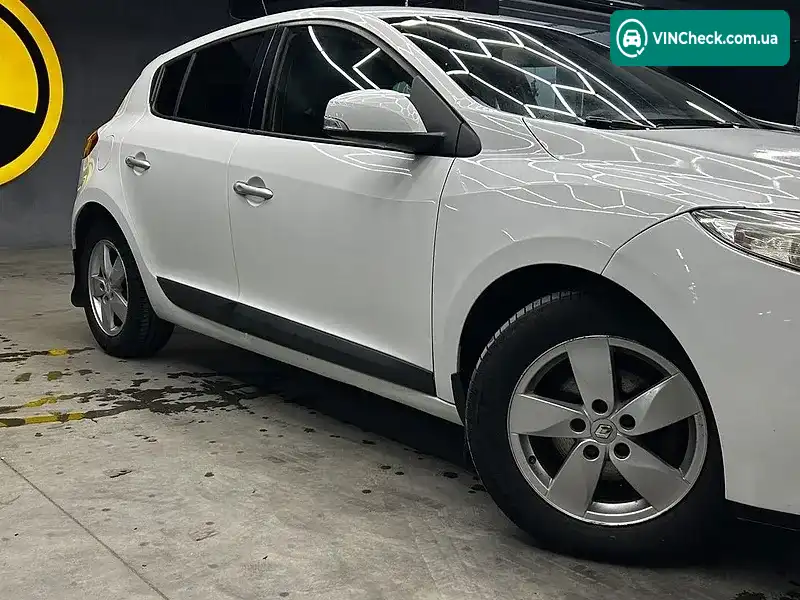 Renault Megane 2010, фото з оголошення 2 з 20, VIN VF1BZ0BD644266383