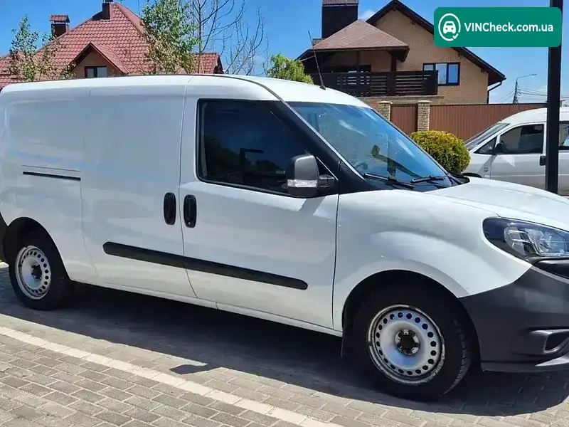 Fiat Doblo 2018, фото з оголошення 2 з 15, VIN ZFA26300006M10969