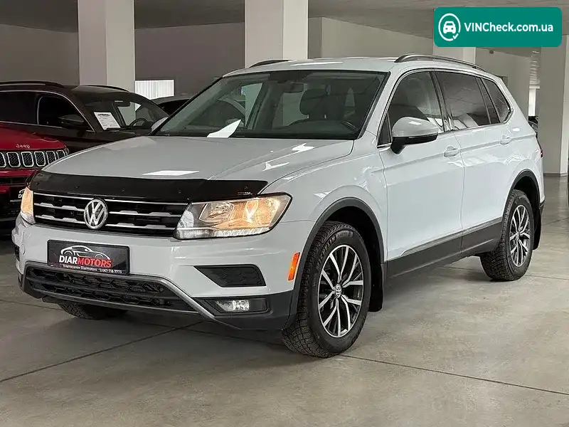 Volkswagen Tiguan 2018, фото з оголошення 1 з 10, VIN 3VV2B7AX4JM182003