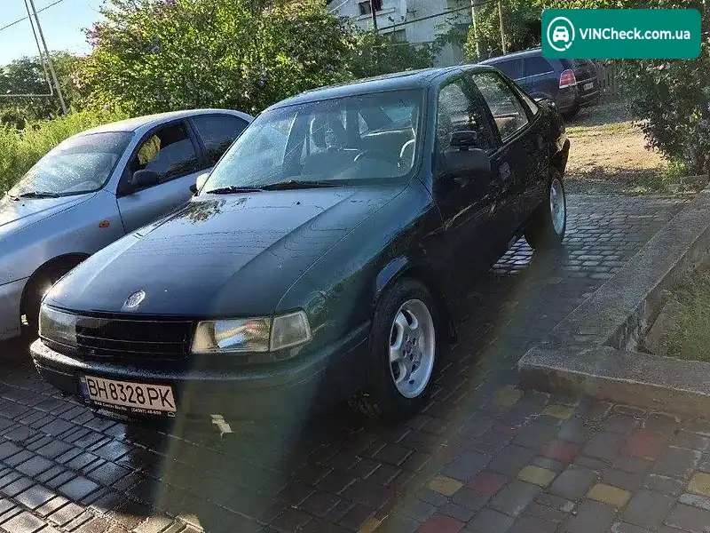 Opel Vectra 1991, фото з оголошення 1 з 20, VIN W0L000087MC186715