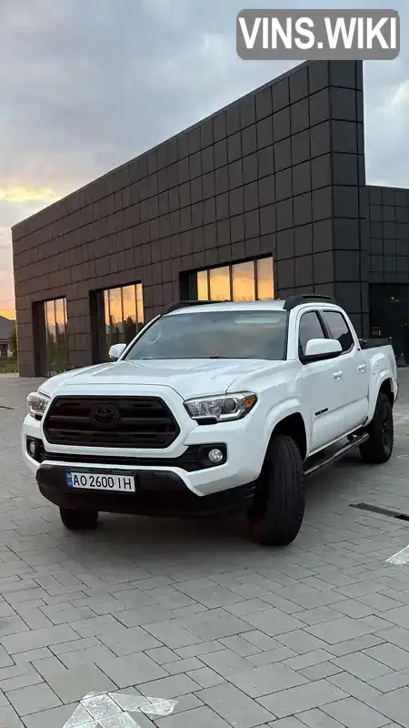 Toyota Tacoma 2017, фото з оголошення 2 з 17, VIN 5TFAX5GN8HX089897