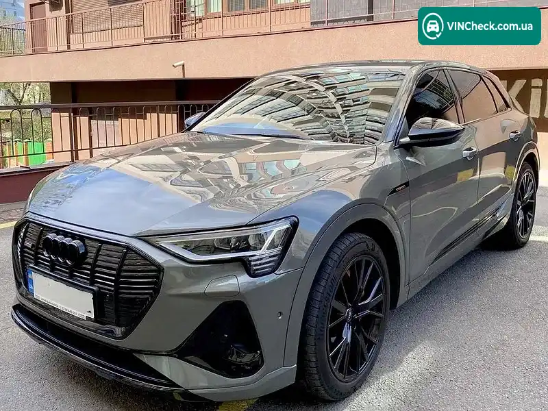 Audi e-tron 2022, фото з оголошення 2 з 14, VIN WAUZZZGE9NB024082