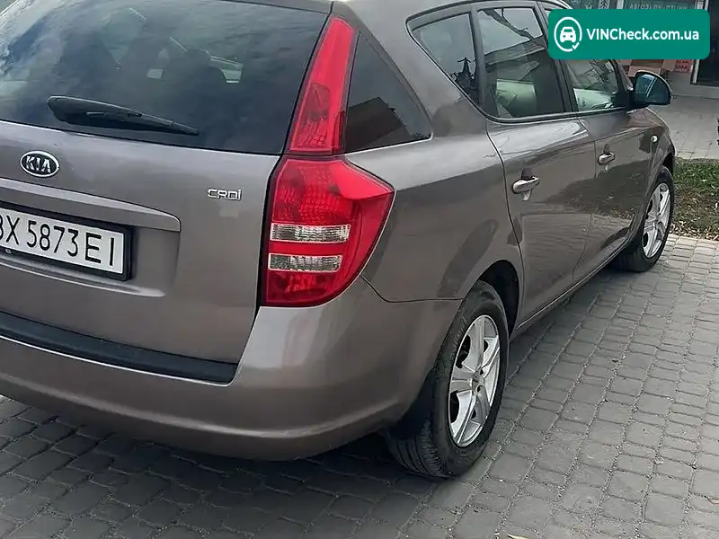 Kia Ceed 2008, фото з оголошення 2 з 5, VIN U5YFF52428L034107