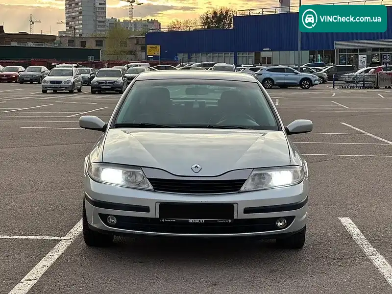 Renault Laguna 2004, фото з оголошення 2 з 20, VIN VF1BGRR0632422046