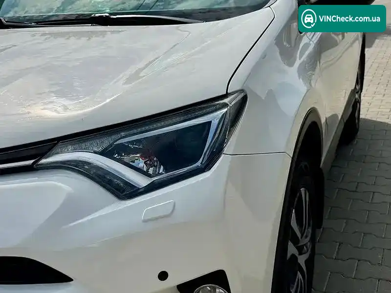 Toyota RAV4 2016, фото з оголошення 2 з 20, VIN JTMZDREV30J059428