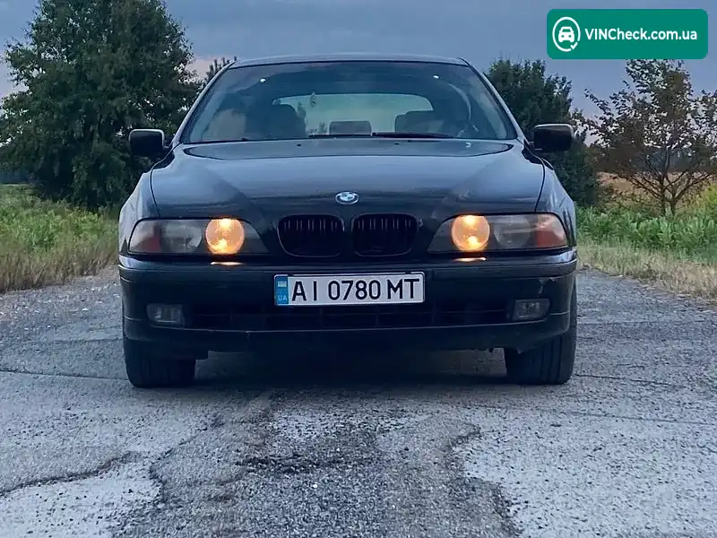 BMW 5 Series 1999, фото з оголошення 2 з 9, VIN WBADG71030BW89361