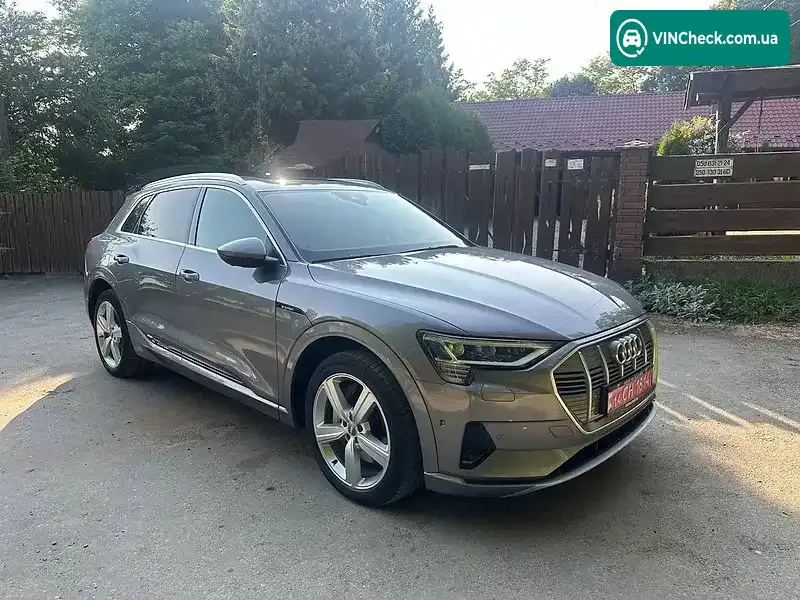 Audi e-tron 2019, фото з оголошення 2 з 20, VIN WAUZZZGE3LB001300