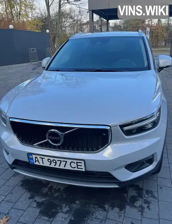 Volvo XC40 2020, фото з оголошення 2 з 21, VIN YV4AC2HK4M2486512