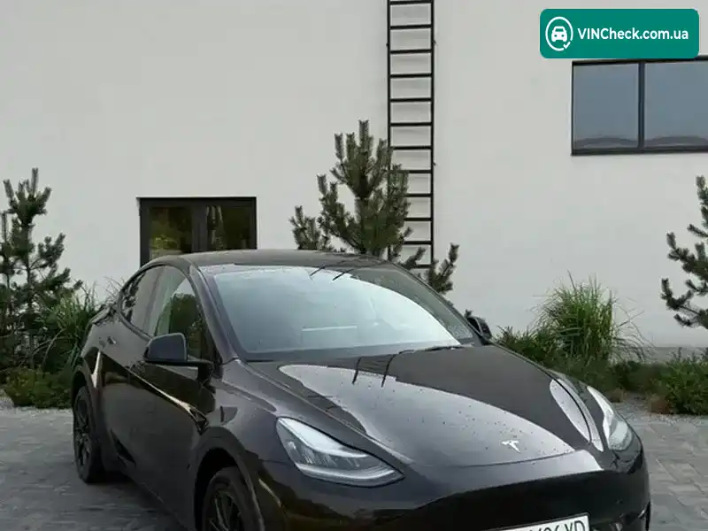 Tesla Model Y 2022, фото з оголошення 1 з 9, VIN 7SAYGDEE7NF575007