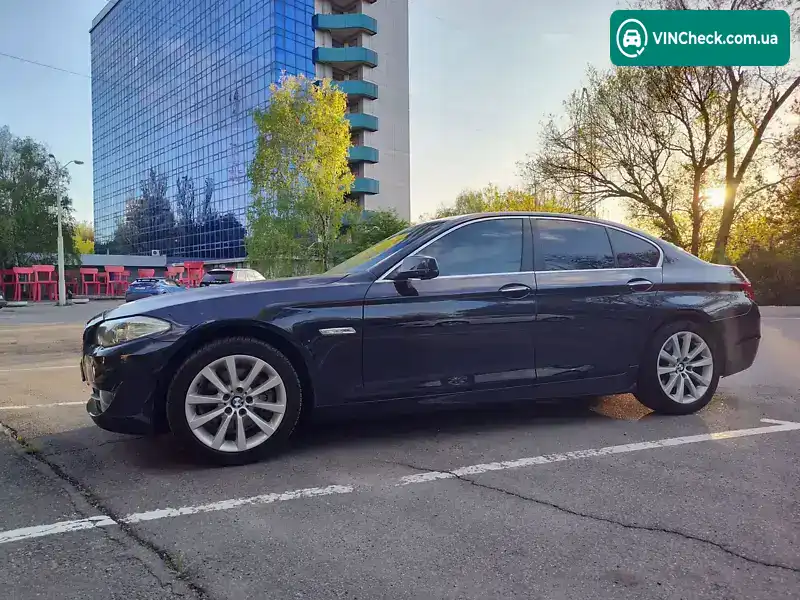 BMW 5 Series 2011, фото з оголошення 1 з 20, VIN WBAFR1C52BDS36123