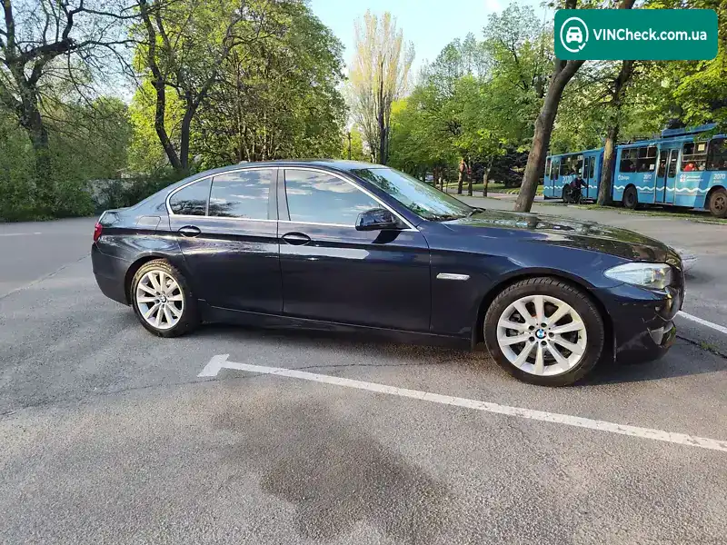 BMW 5 Series 2011, фото з оголошення 2 з 20, VIN WBAFR1C52BDS36123