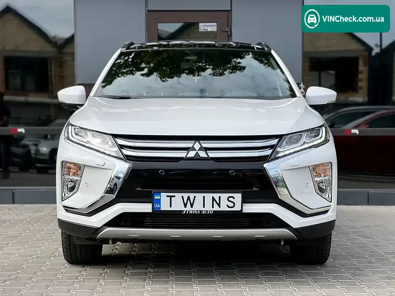 Mitsubishi Eclipse Cross 2020, фото з оголошення 2 з 20, VIN JMBXTGK1WLZ014349