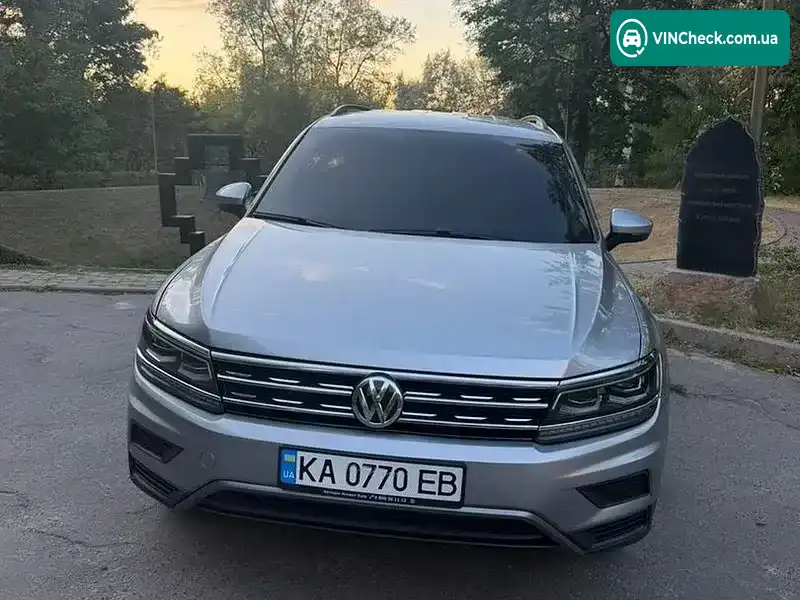 Volkswagen Tiguan 2020, фото з оголошення 1 з 20, VIN 3VV2B7AX2MM040088