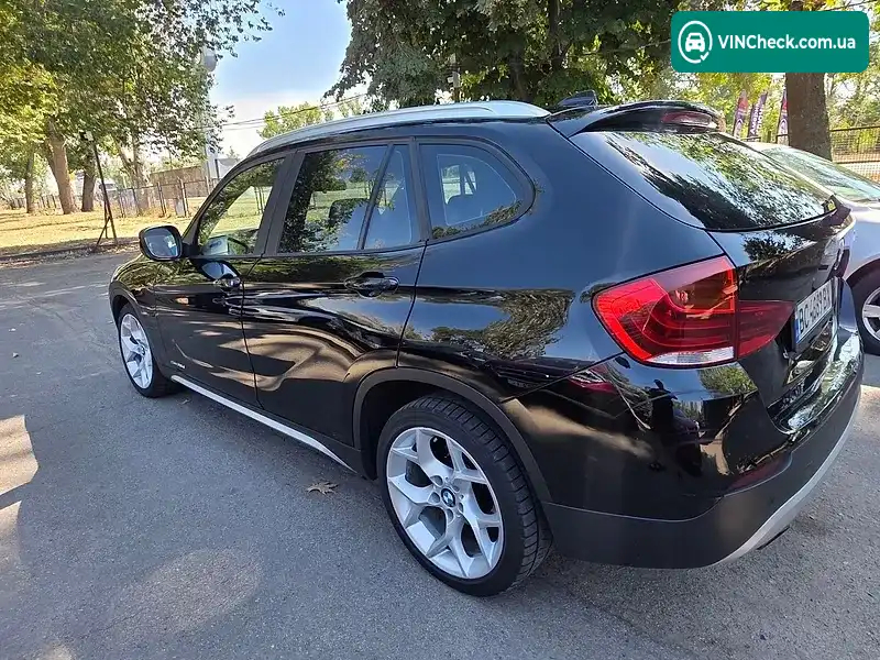 BMW X1 2011, фото з оголошення 2 з 11, VIN WBAVN31040VN57758