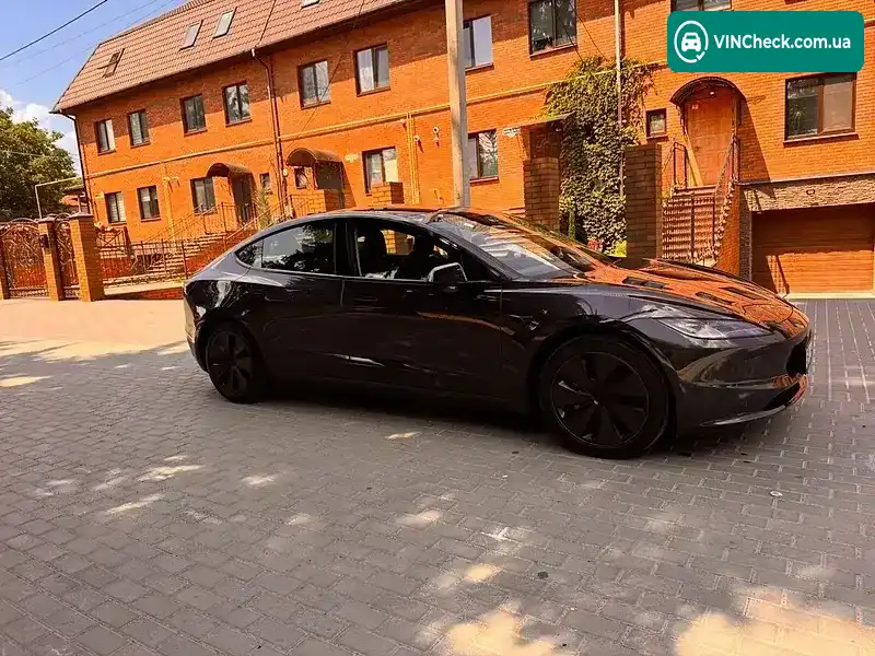 Tesla Model 3 2024, фото з оголошення 2 з 20, VIN 5YJ3E1EA0RF870416