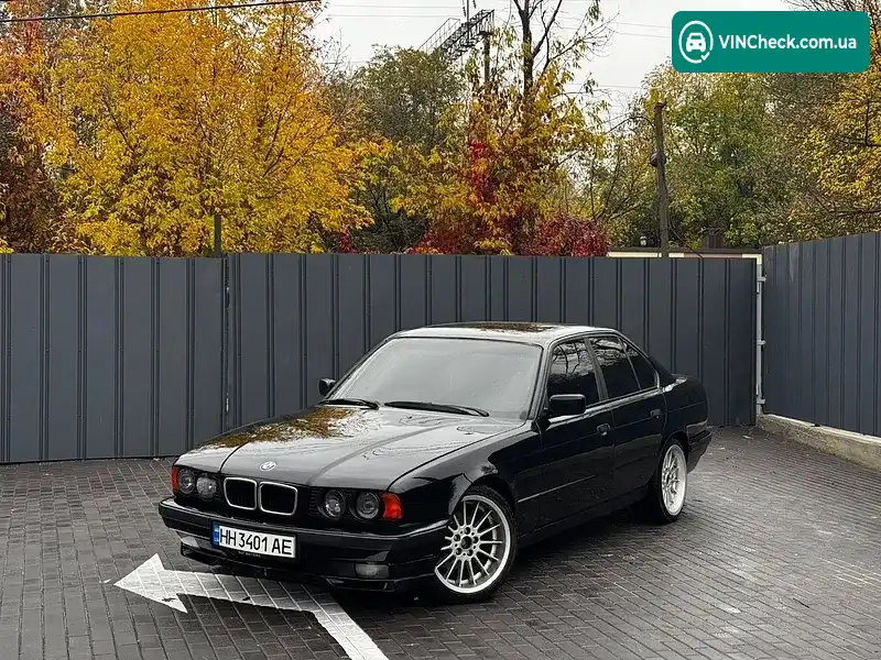 BMW 5 Series 1993, фото з оголошення 2 з 20, VIN WBAHE21000GE59664