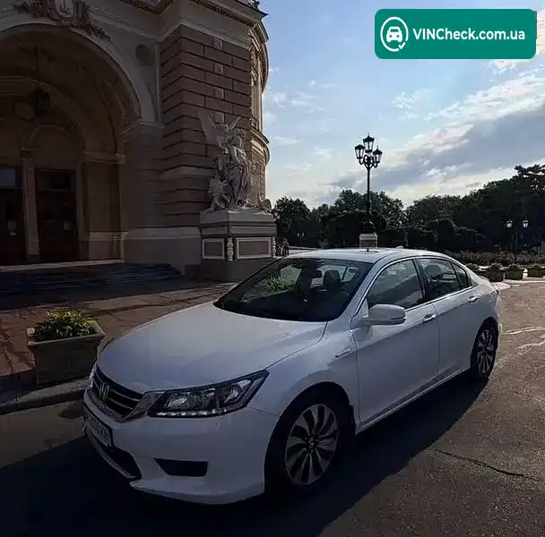 Honda Accord 2014, фото з оголошення 1 з 18, VIN 1HGCR6F79FA003204