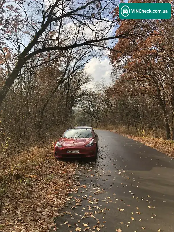 Tesla Model 3 2017, фото з оголошення 2 з 11, VIN 5YJ3E1EA3HF000349