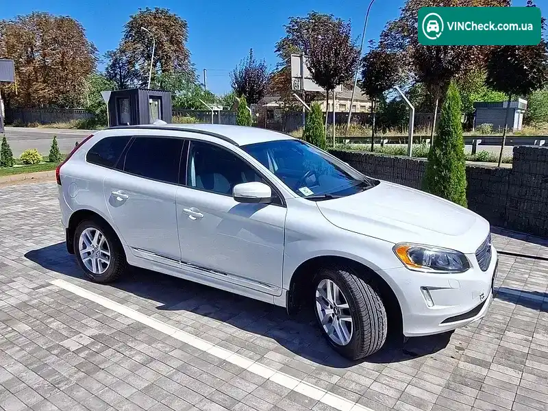 Volvo XC60 2017, фото з оголошення 1 з 7, VIN YV440MDJ8H2196844