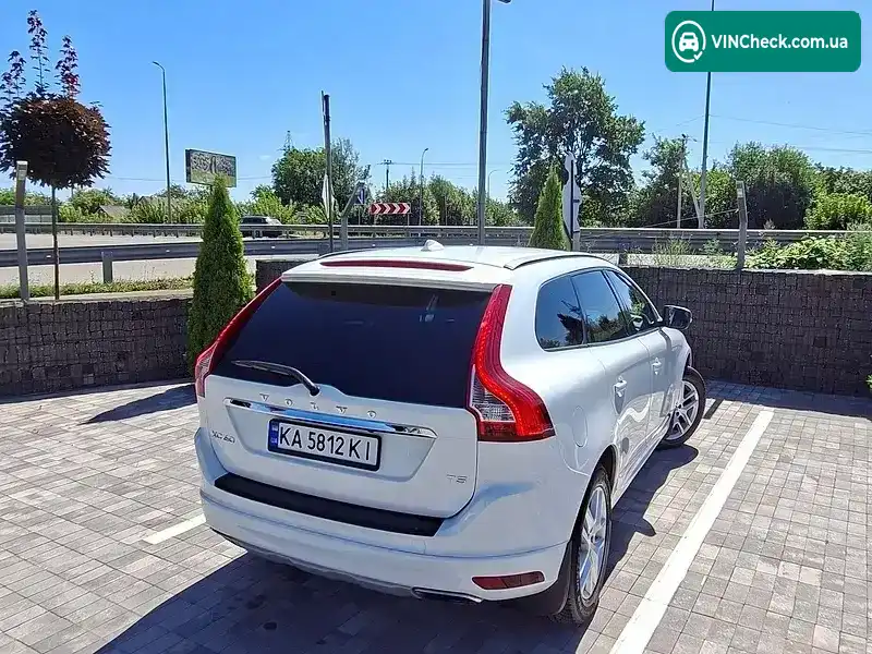 Volvo XC60 2017, фото з оголошення 2 з 7, VIN YV440MDJ8H2196844