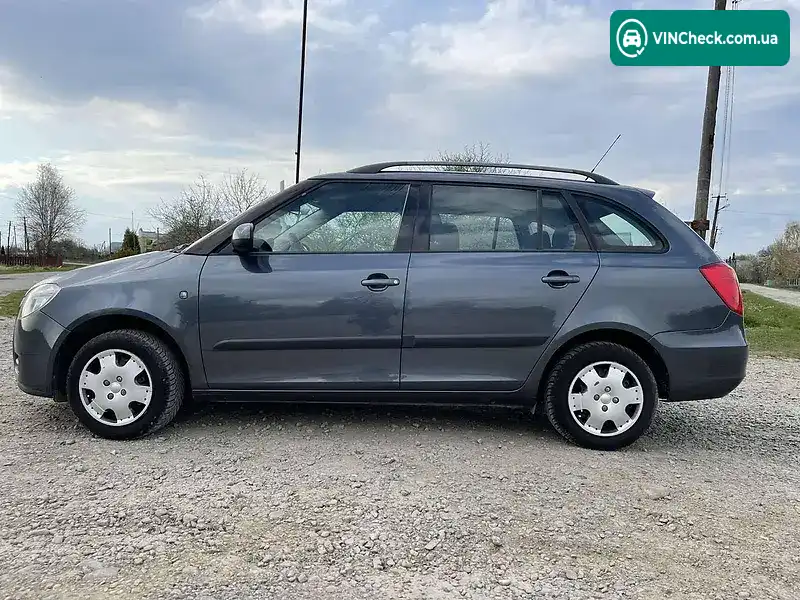 Skoda Fabia 2009, фото з оголошення 2 з 6, VIN TMBGD65J0A3031687