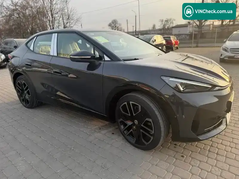 Volkswagen ID. UNYX 2025, фото з оголошення 2 з 18, VIN HVWKA0ERXS1205887
