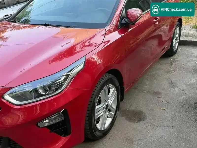 Kia Ceed 2018, фото з оголошення 2 з 13, VIN U5YH2516BKL032680
