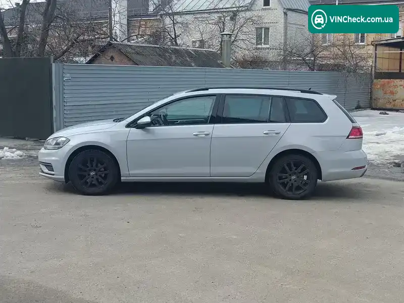 Volkswagen Golf 2017, фото з оголошення 2 з 21, VIN WVWZZZAUZJP500279