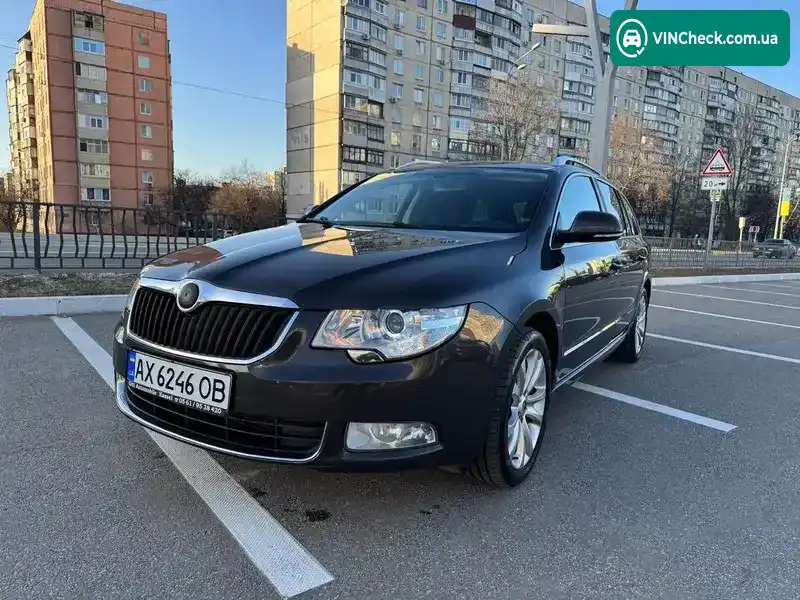 Skoda Superb 2011, фото з оголошення 1 з 18, VIN TMBJB73T7C9011090