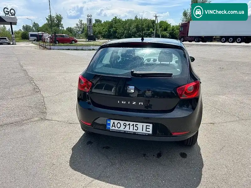 SEAT Ibiza 2010, фото з оголошення 2 з 20, VIN VSSZZZ6JZAR119722