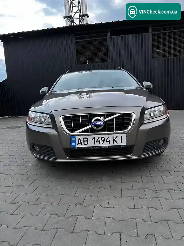 Volvo V70 2010, фото з оголошення 1 з 21, VIN YV1BW7652B1182290