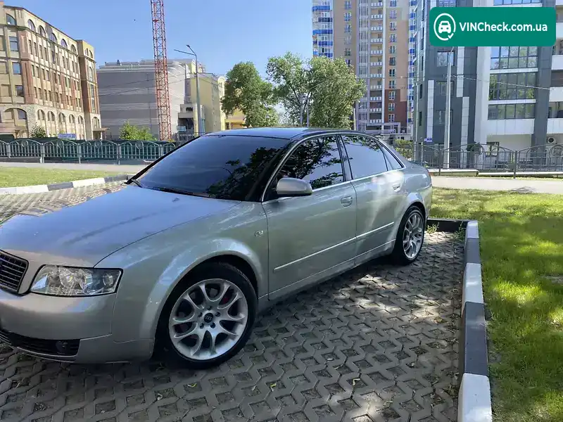 Audi A4 2003, фото з оголошення 2 з 16, VIN WAUZZZ8E63A223561
