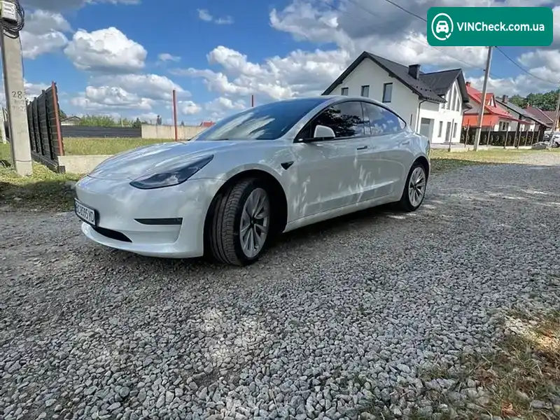 Tesla Model 3 2023, фото з оголошення 1 з 13, VIN 5YJ3E1EBXPF621305