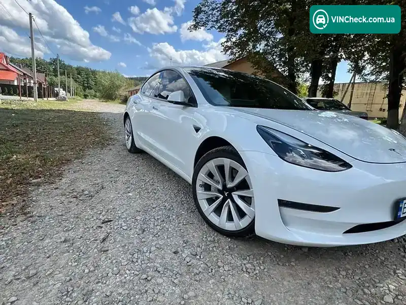 Tesla Model 3 2023, фото з оголошення 2 з 13, VIN 5YJ3E1EBXPF621305