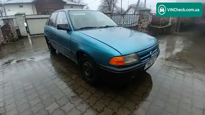 Opel Astra 1992, фото з оголошення 1 з 8, VIN W0L000033H2723196
