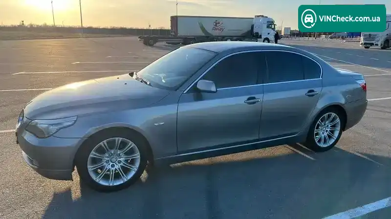 BMW 5 Series 2007, фото з оголошення 2 з 20, VIN WBANU11060CJ26499