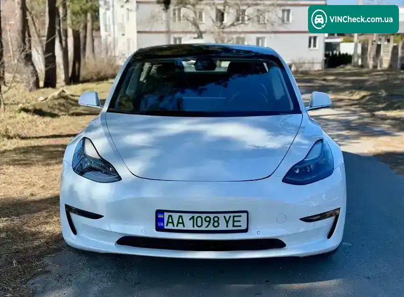 Tesla Model 3 2020, фото з оголошення 2 з 20, VIN 5YJ3E1EA4LF797526