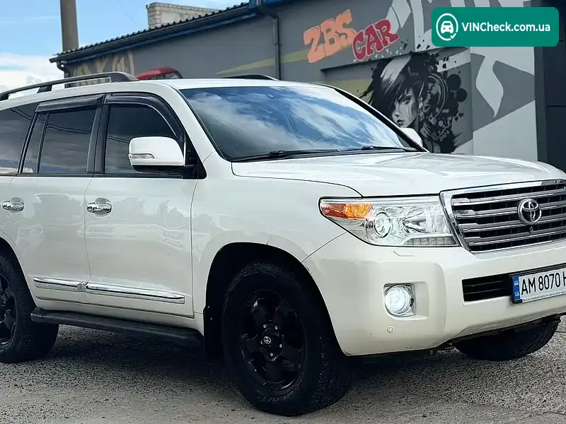 Toyota Land Cruiser 2014, фото з оголошення 1 з 20, VIN JTMCV05J204145646