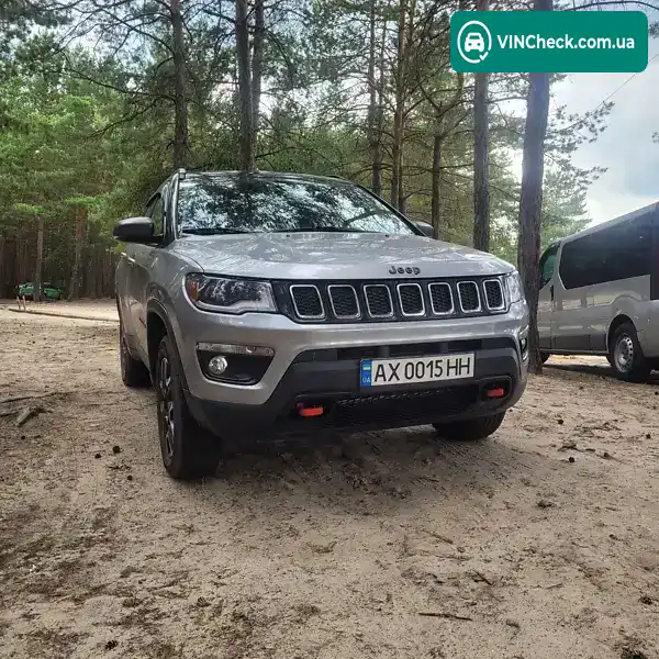 Jeep Compass 2019, фото з оголошення 1 з 10, VIN 3C4NJDDB7KT771485