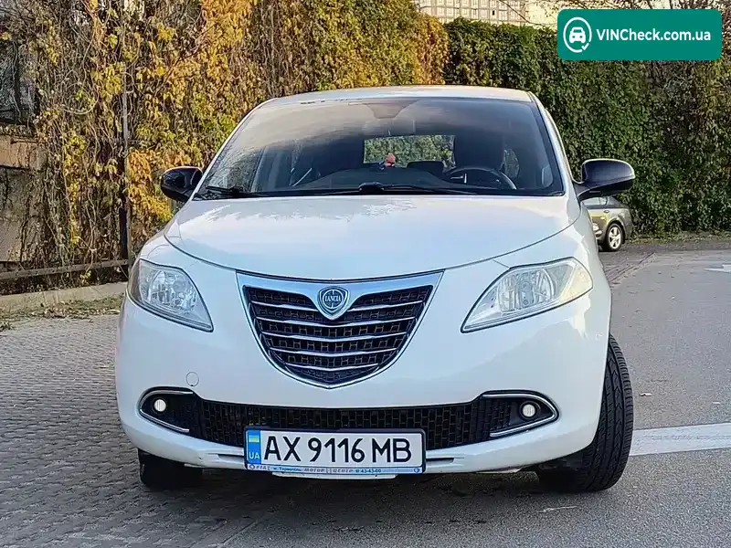 Lancia Ypsilon 2012, фото з оголошення 1 з 21, VIN ZLA31200005055431