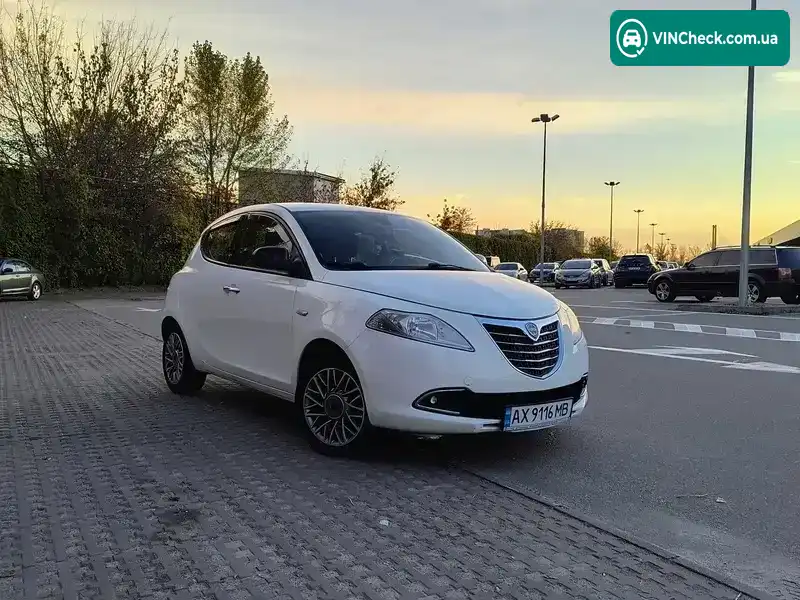 Lancia Ypsilon 2012, фото з оголошення 2 з 21, VIN ZLA31200005055431