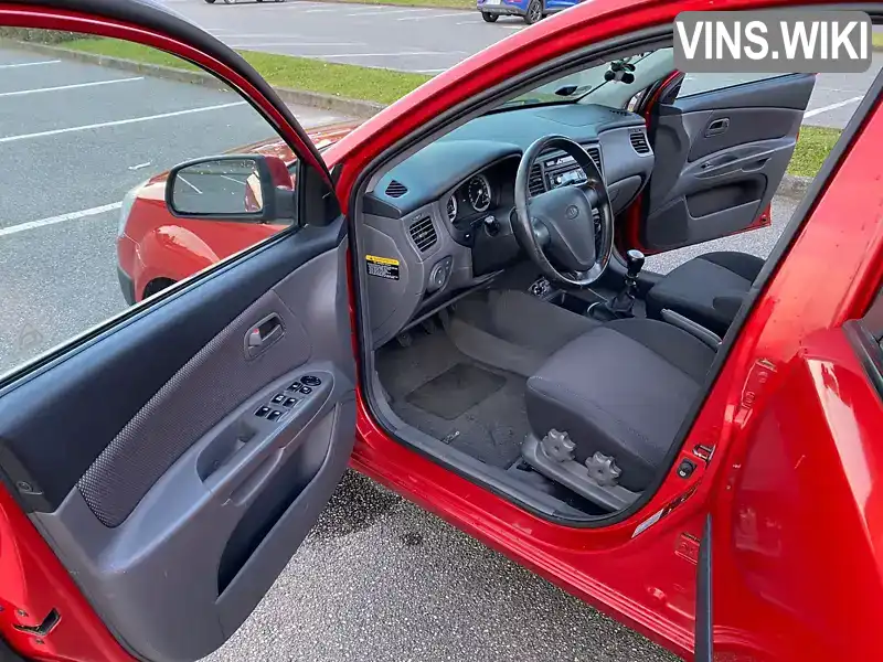 Kia Rio 2005, фото з оголошення 1 з 11, VIN KNEDE243266035061