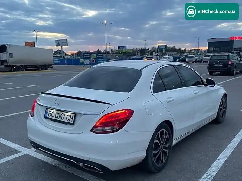 Mercedes-Benz C-Class 2017, фото з оголошення 2 з 9, VIN 55SWF4JB6HU233375