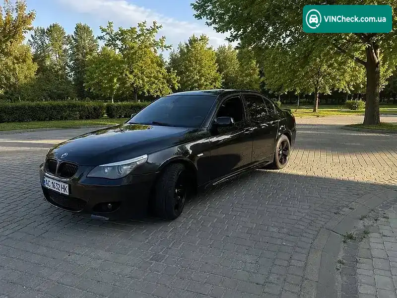 BMW 5 Series 2005, фото з оголошення 1 з 4, VIN WBANE71070CM02978