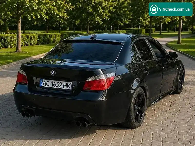 BMW 5 Series 2005, фото з оголошення 2 з 4, VIN WBANE71070CM02978