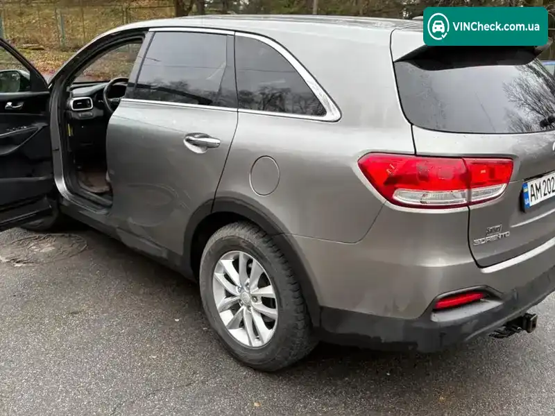 Kia Sorento 2017, фото з оголошення 2 з 21, VIN 5XYPG4A34HG325167